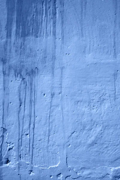 2020 Klasik Mavi arka plan renginde renklendirilmiş. grunge desenli duvar — Stok fotoğraf