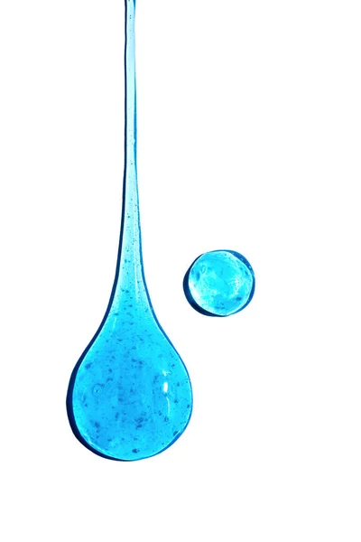 Υδατική υφή με φυσαλίδες Υαλουρονικό οξύ καλλυντική γέλη. Τζελ υφή με φυσαλίδες σε μπλε φόντο. — Φωτογραφία Αρχείου
