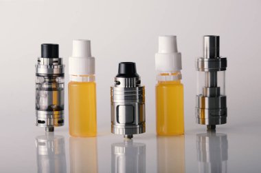 izole vape tank ve elektronik sigara veya e c e sıvı