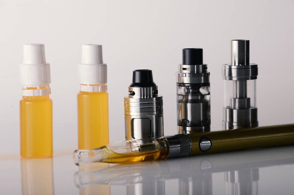 isolated vape tanks and e liquid for electronic cigarette or e c
