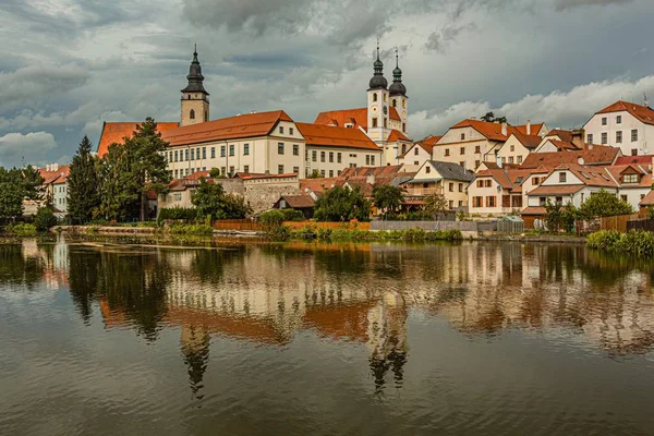 Telc Çek Cumhuriyeti Eylül 2019 Şatonun Manzarası Büyük James Kilisesi — Stok fotoğraf