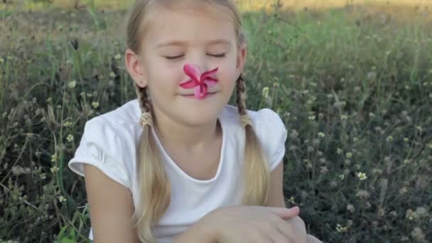 Portrait Happy Little Girl Sitting Park Day Time — Stock Video