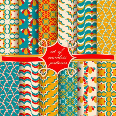 Sorunsuz vektör çizimler kümesi. Soyut şekiller ve dekoratif çiçek