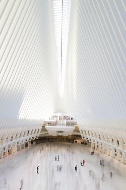 Yuvarlak pencere ulaşım merkezi.