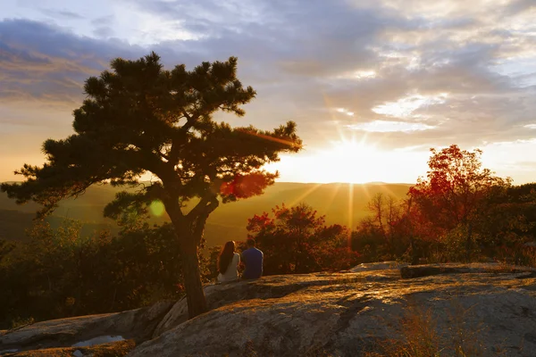 Vista Del Tramonto Una Cima Montagna — Foto Stock