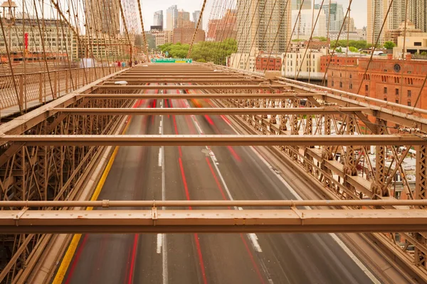 Utsikt över Brooklyn Bridge. — Stockfoto