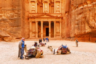 Kayıp şehir Petra'dan görünümlerini.