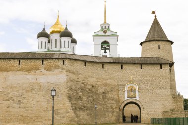 Kremlin Pskov şehir içinde.