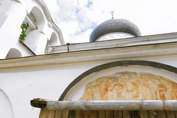 Spaso Preobraženskij kláštera Mirozhsky ve městě Pskov — Stock fotografie