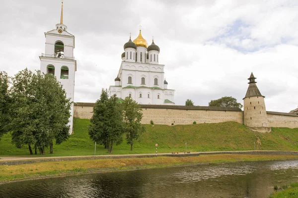 Кремль в Пскове . — стоковое фото