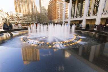 Lincoln Center'ın Revson çeşme