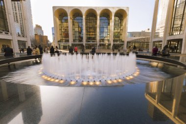 Lincoln Center'ın Revson çeşme