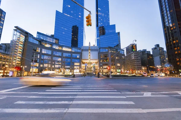 Центр тайм-Ворнер розглянений з Columbus Circle. — стокове фото