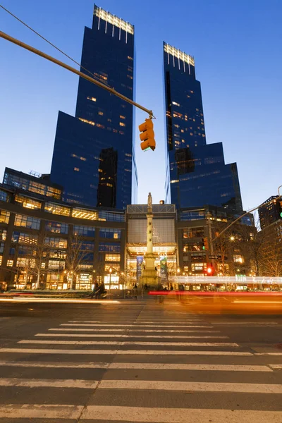 Time Warner Center visto de Columbus Circle . — Fotografia de Stock
