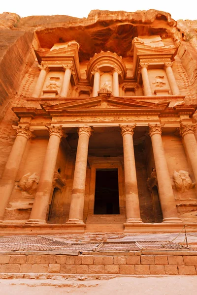 Uitzicht op de verloren stad Petra. — Stockfoto