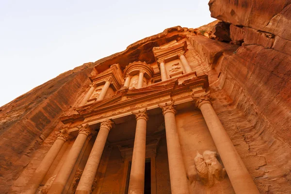 Uitzicht op de verloren stad Petra. — Stockfoto