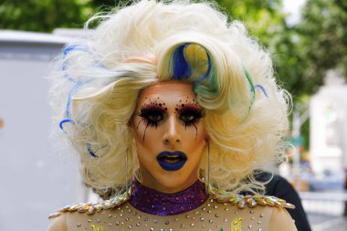 LGBTQ gurur geçit töreninde Nyc.