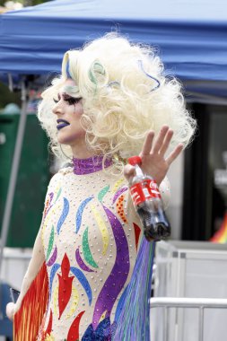 LGBTQ gurur geçit töreninde Nyc.