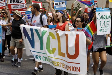 LGBTQ gurur geçit töreninde Nyc.
