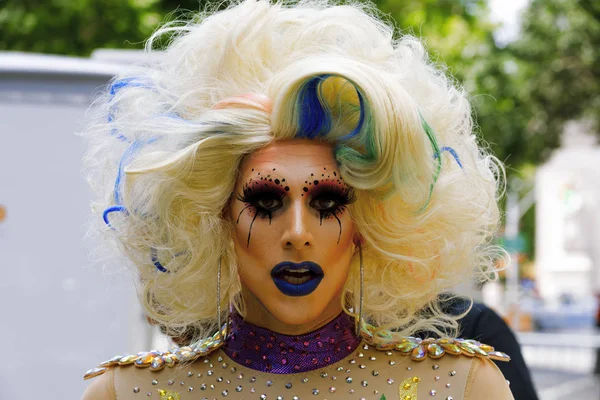 LGBTQ gurur geçit töreninde Nyc.