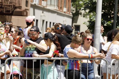 LGBTQ gurur geçit töreninde Nyc.