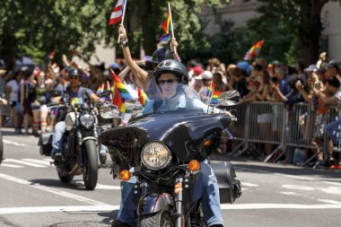 LGBTQ gurur geçit töreninde Nyc.