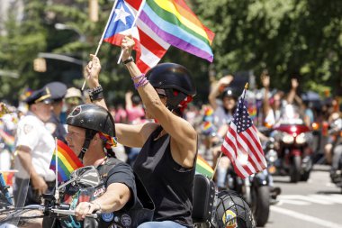 LGBTQ gurur geçit töreninde Nyc.