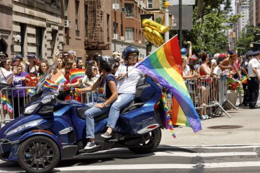 LGBTQ gurur geçit töreninde Nyc.