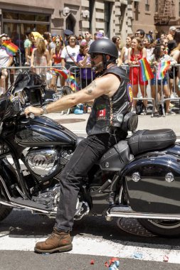 LGBTQ gurur geçit töreninde Nyc.