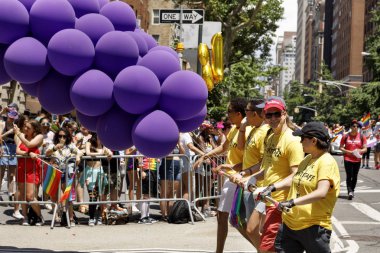 LGBTQ gurur geçit töreninde Nyc.