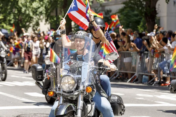 LGBTQ Pride Parade in NYC. — Stock Photo, Image