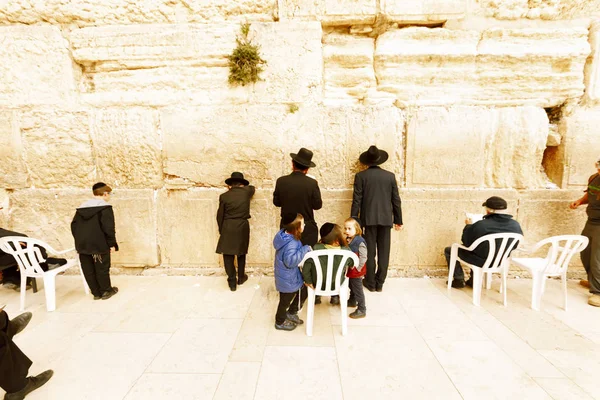 Western Wall nerede Yahudiler pr için izin verilen en kutsal yer