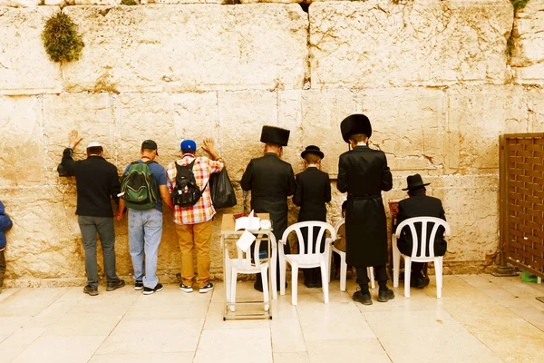 Western Wall nerede Yahudiler pr için izin verilen en kutsal yer