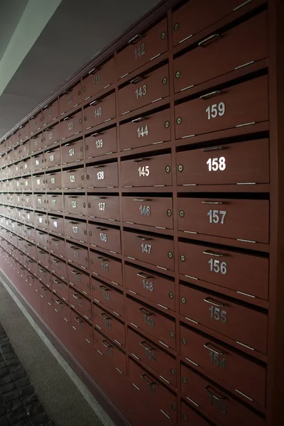 Ντουλάπι ταχυδρομική θυρίδα ή ταχυδρομικό κουτί — Φωτογραφία Αρχείου