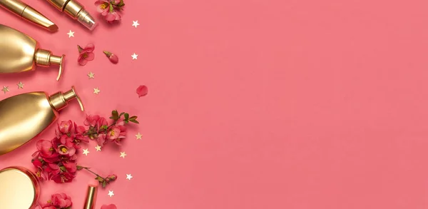 Kozmetik Marka Konsepti Kozmetik Ürünleri Bahar Pembe Çiçekleri Pembe Arka — Stok fotoğraf