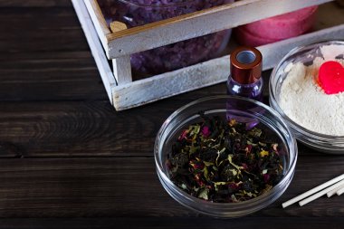 Koyu ahşap arka plan Spa öğeler