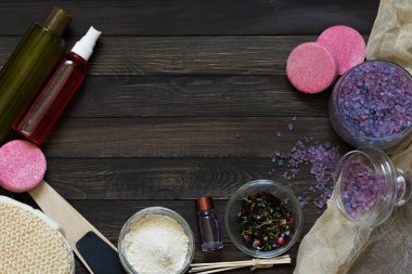 Koyu ahşap arka plan Spa öğeler