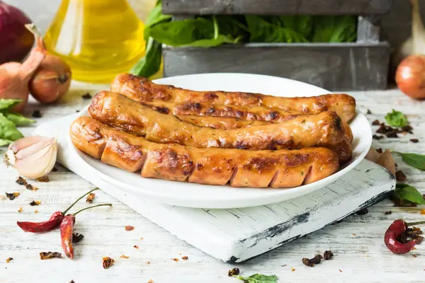 Izgara ızgara sosis