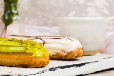 Eklerleri sır içinde