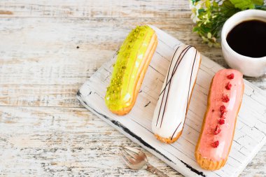 Eklerleri sır içinde