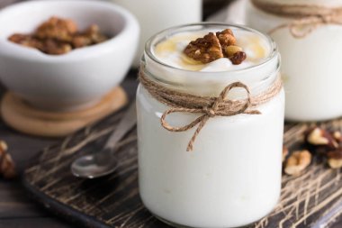 Gürcü yoğurt matsoni