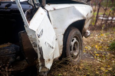 Araba kazasından sonra kaza yapmış.