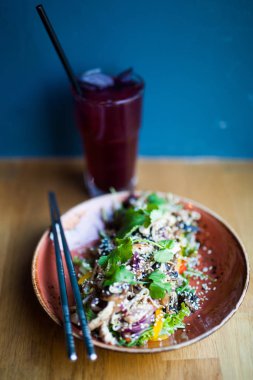 Susam ve balık ile Pirinç