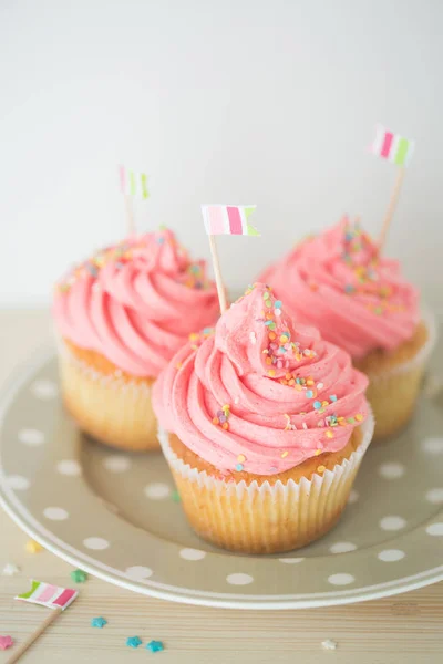 Fruit pink cupcakes — Stock Photo, Image