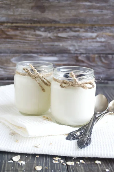 Chutné domácí jogurt s ovesných vloček — Stock fotografie