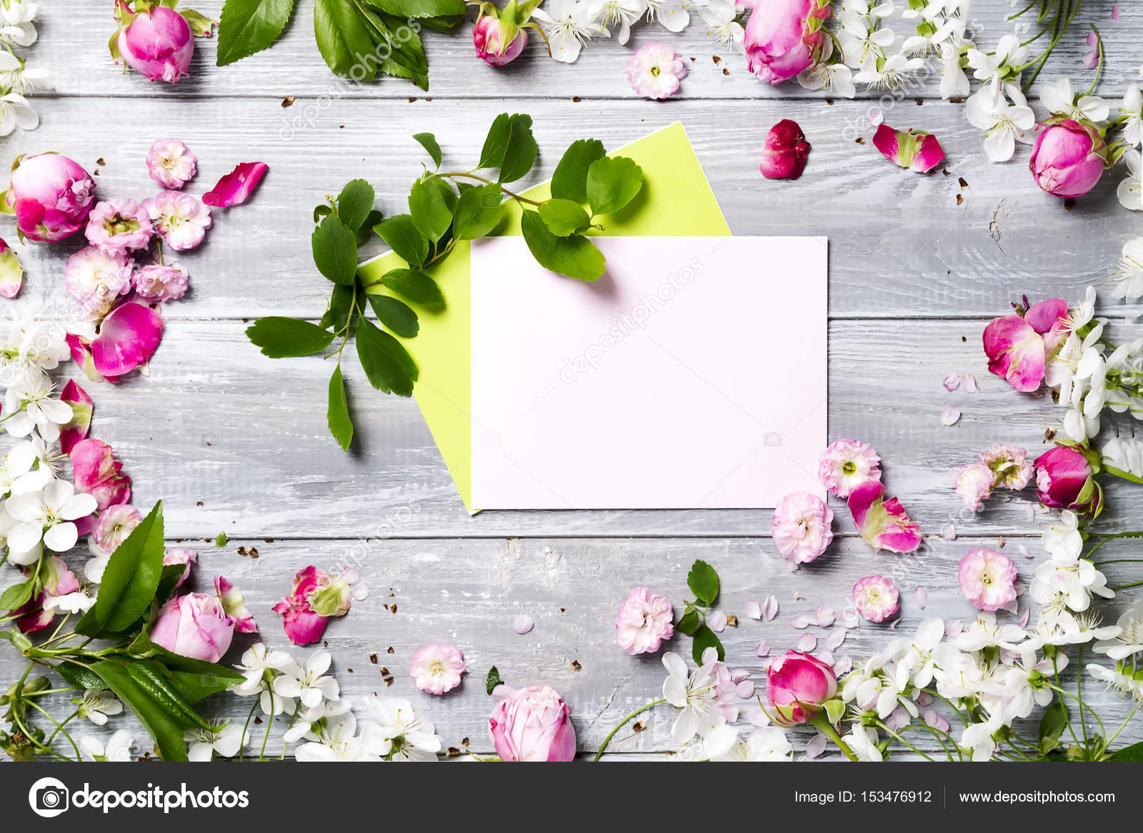 Biglietto di auguri con fiori — Foto Stock © yanakovalenko ... Biglietto di auguri con fiori — Foto Stock © yanakovalenko ...