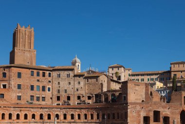 Trajan'ın Pazar, antik bir Roma mimari kompleks kalıntıları, bir büyük ilgi bulunan merkezi Roma, İtalya
