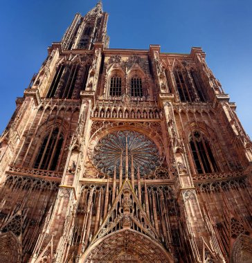 Güzel Katedrali Notre Dame Fransa günbatımı ışık, Strazburg