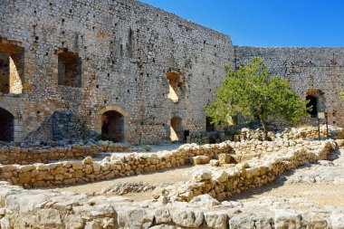 Yunanistan, Peloponnese, Kyllini-Andravida 'daki Ortaçağ Şatosu (