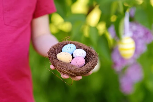 Pretty Little Boy Holding Nest Easter Eggs Spring Park Easter — Stock Photo, Image